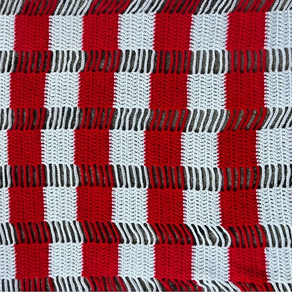 Cozy Red and White Knitted Throw Blanket